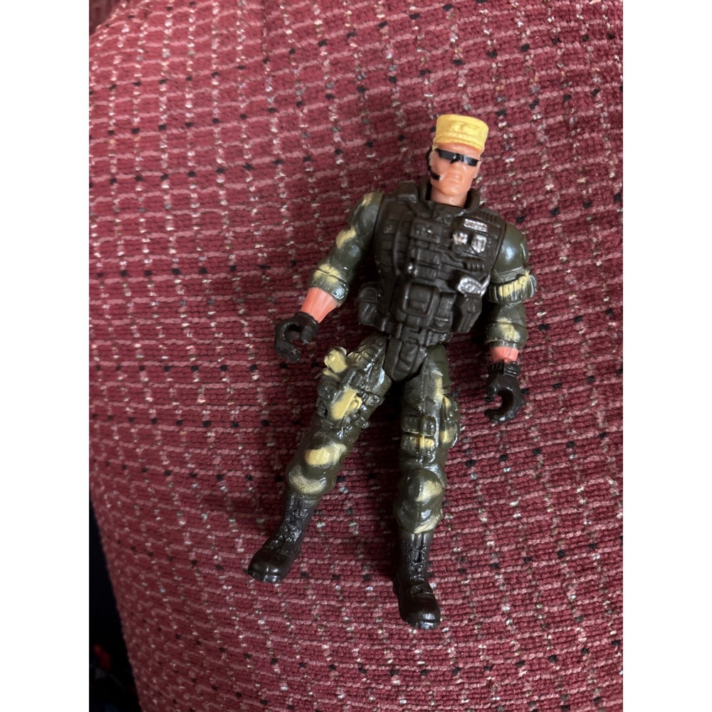 Vintage Military Soldier Action Figure 4 Inch Camo Commando Tactical Toy Green